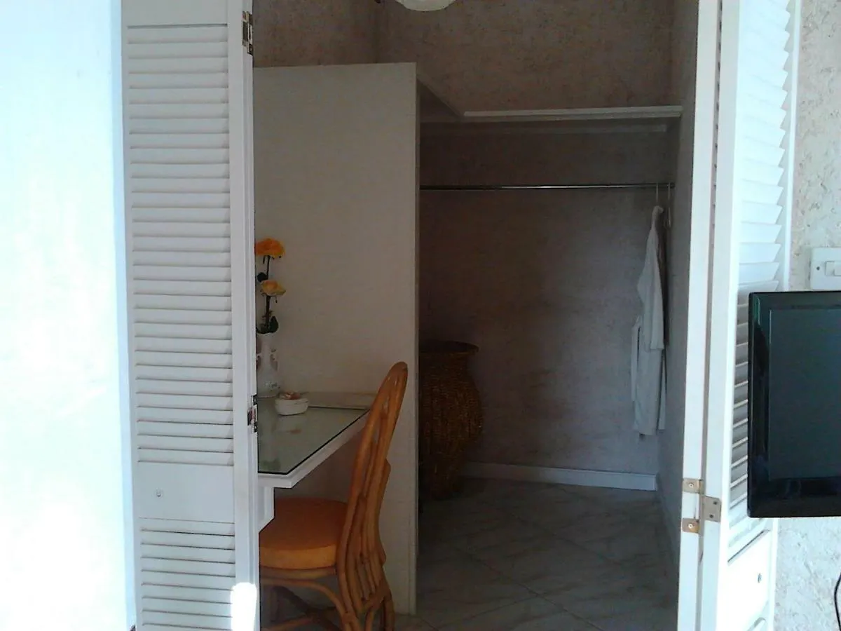 Seacruise Villa Saint Lucy 0*,